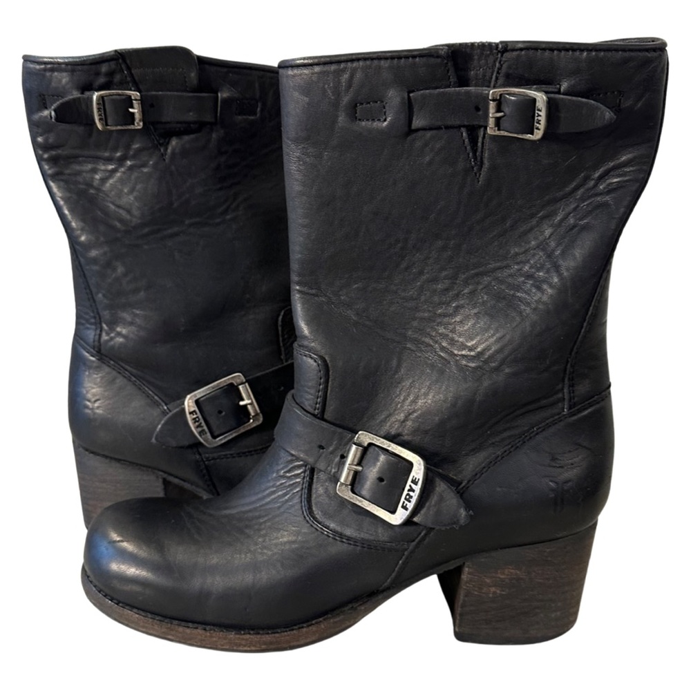 Frye Womens Vera engineer moto short Block Heel Round Toe Adjustable Buc…